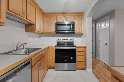 66 Girard Avenue #401, Newport, RI 02840 - Photo 9