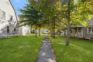 231 Maple Ave, Newport, RI 02840 - Photo 33