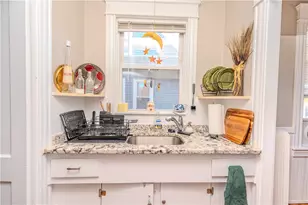 125 Taber Ave, Providence, RI 02906 - Photo 31