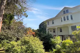 204 Spencer Ave, Warwick, RI 02818 - Photo 3