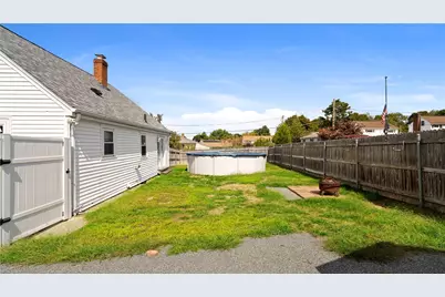 180 Grassmere Avenue, East Providence, RI 02914 - Photo 27