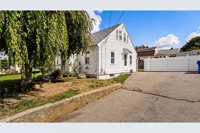 180 Grassmere Avenue, East Providence, RI 02914 - Photo 3