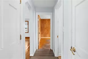 180 Grassmere Ave, East Providence, RI 02914 - Photo 9