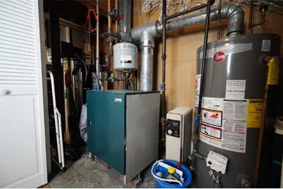 88 Manomet Street, Providence, RI 02909 - Photo 27