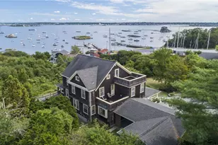 28 Newport St, Jamestown, RI 02835 - Photo 27