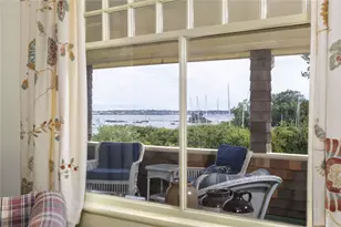 28 Newport St, Jamestown, RI 02835 - Photo 7