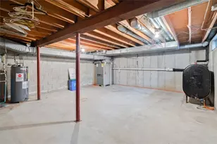 447 Stafford Rd, Tiverton, RI 02878 - Photo 21