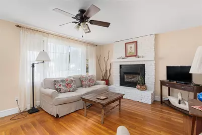 155 Evarts Street, Newport, RI 02840 - Photo 5