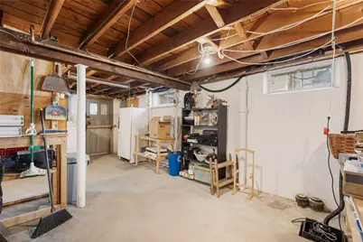 155 Evarts Street, Newport, RI 02840 - Photo 25