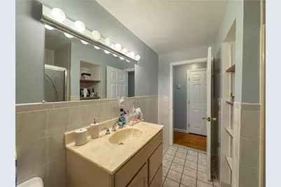 567 Smithfield Road #47, North Providence, RI 02904 - Photo 9