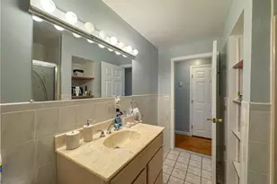 567 Smithfield Rd, North Providence, RI 02904 - Photo 9