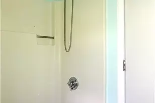 3 Southmayd St, Newport, RI 02840 - Photo 15