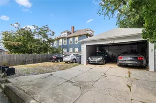 841 Smith St, Providence, RI 02908 - Photo 33