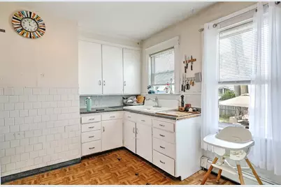 136 Hillside Avenue, Pawtucket, RI 02860 - Photo 11