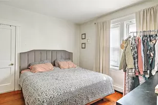 136 Hillside Ave, Pawtucket, RI 02860 - Photo 13