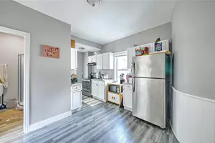 124 Pitman St, Providence, RI 02906 - Photo 11