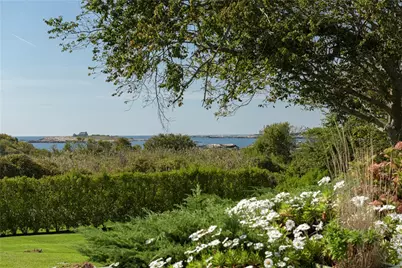 111 Ocean Avenue, Newport, RI 02840 - Photo 3