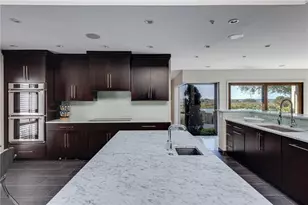 111 Ocean Ave, Newport, RI 02840 - Photo 17