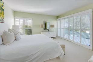 111 Ocean Ave, Newport, RI 02840 - Photo 37