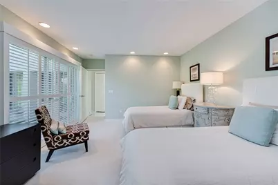 111 Ocean Avenue, Newport, RI 02840 - Photo 37