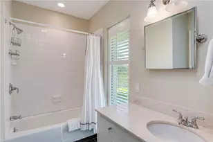 111 Ocean Ave, Newport, RI 02840 - Photo 41