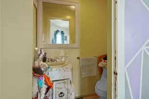 44 Winthrop Ave, Providence, RI 02908 - Photo 11