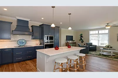 541 South Shore Village Boulevard #E15, South Kingstown, RI 02879 - Photo 9