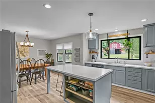 532 Lewis Farm Rd, Coventry, RI 02827 - Photo 9