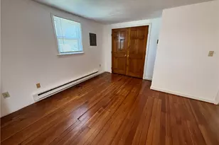 60 Farewell St, Newport, RI 02840 - Photo 7