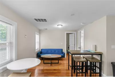 16 Brinley Street #8, Newport, RI 02840 - Photo 5