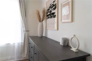 18 Meeting St, Newport, RI 02840 - Photo 43