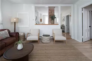 18 Meeting St, Newport, RI 02840 - Photo 3