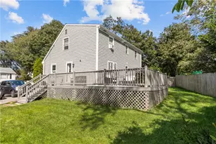 62 Beachmount Ave, Bristol, RI 02809 - Photo 49