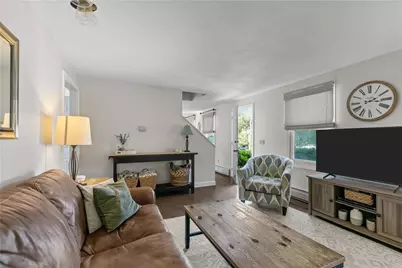 62 Beachmount Avenue, Bristol, RI 02809 - Photo 5