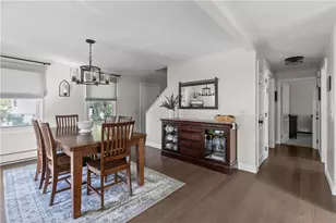 62 Beachmount Ave, Bristol, RI 02809 - Photo 9