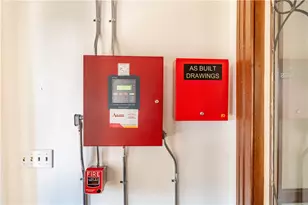 415 Blackstone St, Woonsocket, RI 02895 - Photo 17