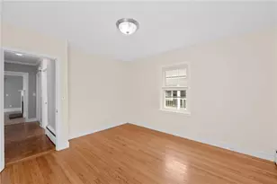 692 Hope St, Bristol, RI 02809 - Photo 15