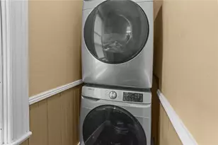 28 Rhode Island Ave, Newport, RI 02840 - Photo 21