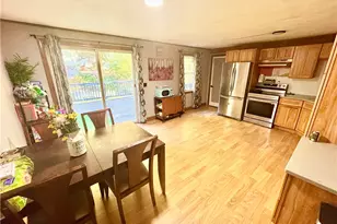 198 Colvintown Rd, Coventry, RI 02816 - Photo 9