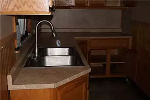 208 California Ave, Providence, RI 02905 - Photo 5