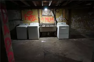 208 California Ave, Providence, RI 02905 - Photo 17