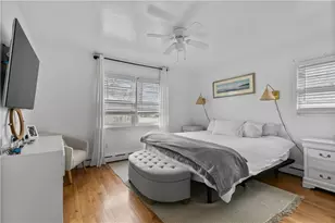 214 Coggeshall Ave, Newport, RI 02840 - Photo 15