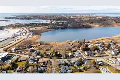 214 Coggeshall Avenue, Newport, RI 02840 - Photo 31