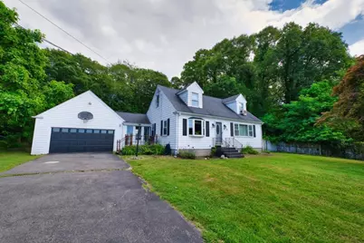 896 Main Road, Tiverton, RI 02878 - Photo 11