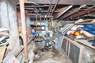 898 Main Rd, Tiverton, RI 02878 - Photo 35