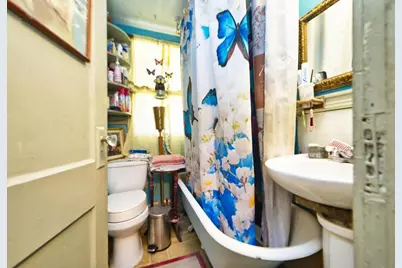 898 Main Road, Tiverton, RI 02878 - Photo 17