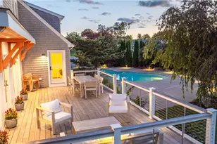 2040 E Main Rd, Portsmouth, RI 02871 - Photo 7