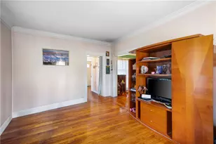 53 Wampanoag Trl, East Providence, RI 02915 - Photo 9