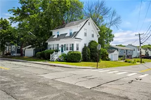 53 Wampanoag Trl, East Providence, RI 02915 - Photo 27