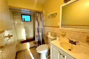 7 Lancaster St, Providence, RI 02906 - Photo 5